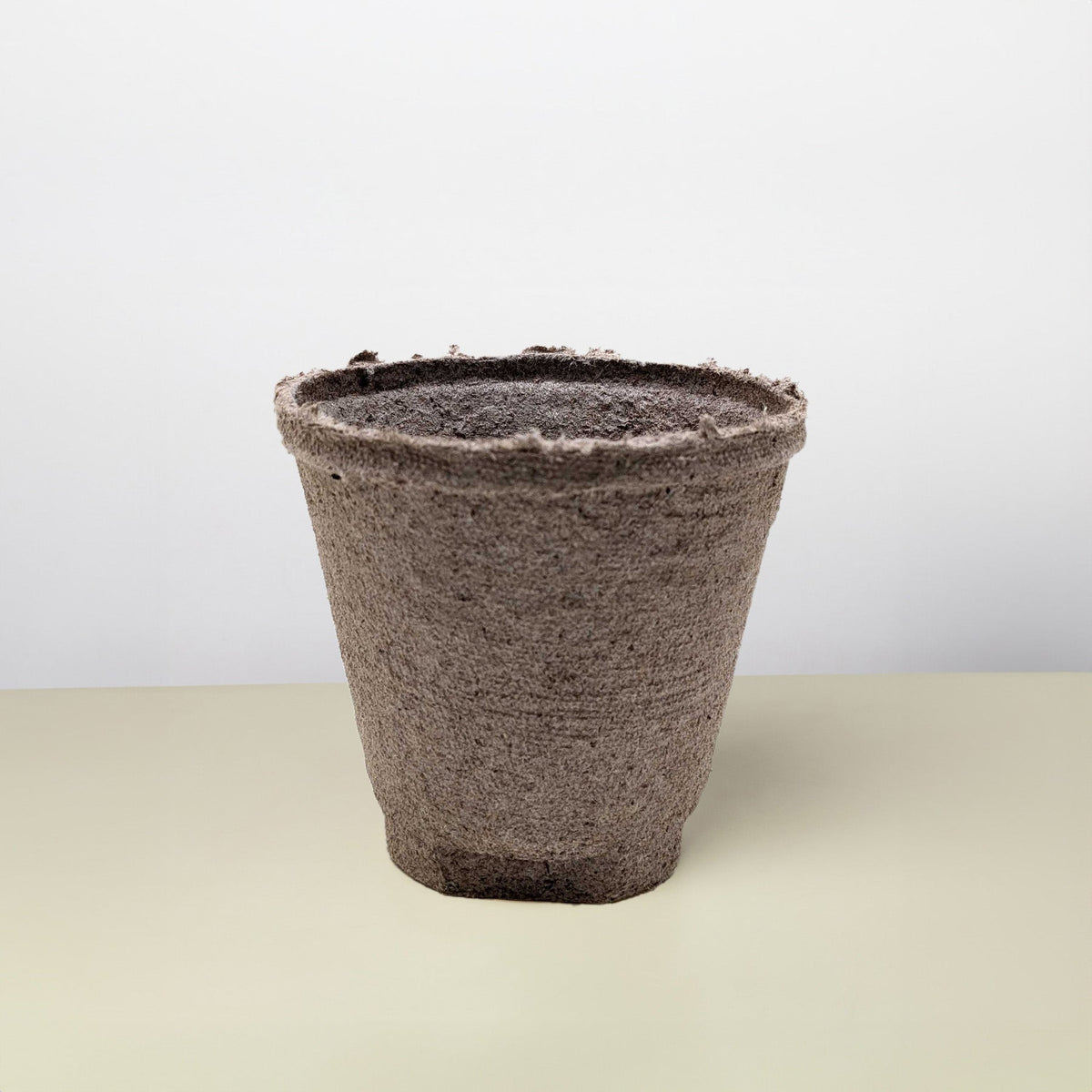 Cow pot