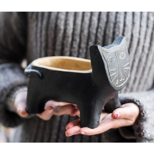 Cat Shape Small Planter in Concrete, view 8