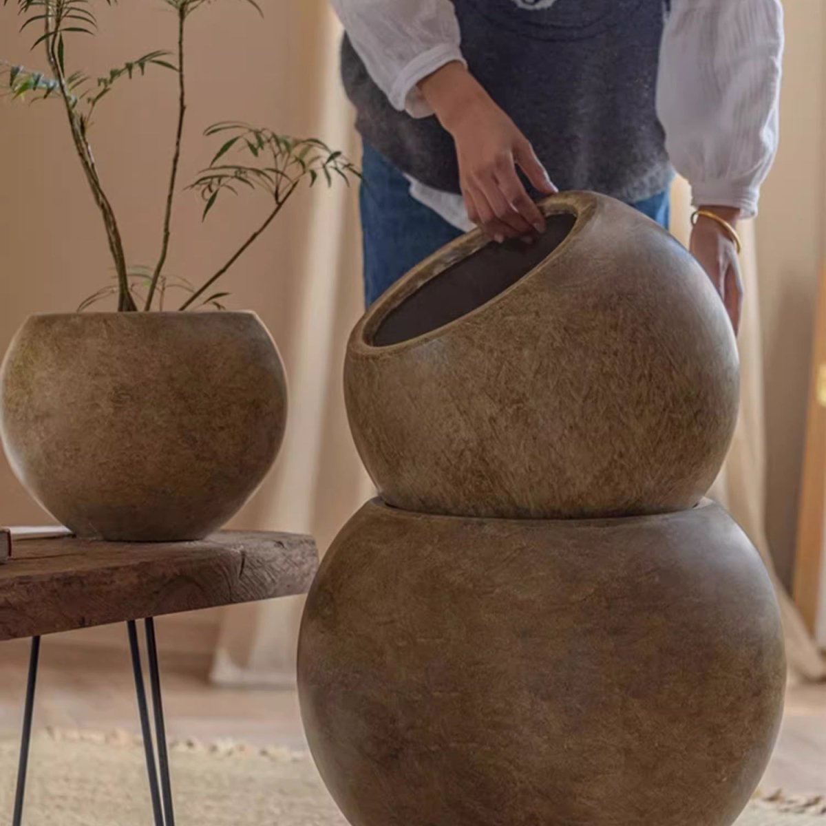 Round Magnesium Clay Planter, view 6