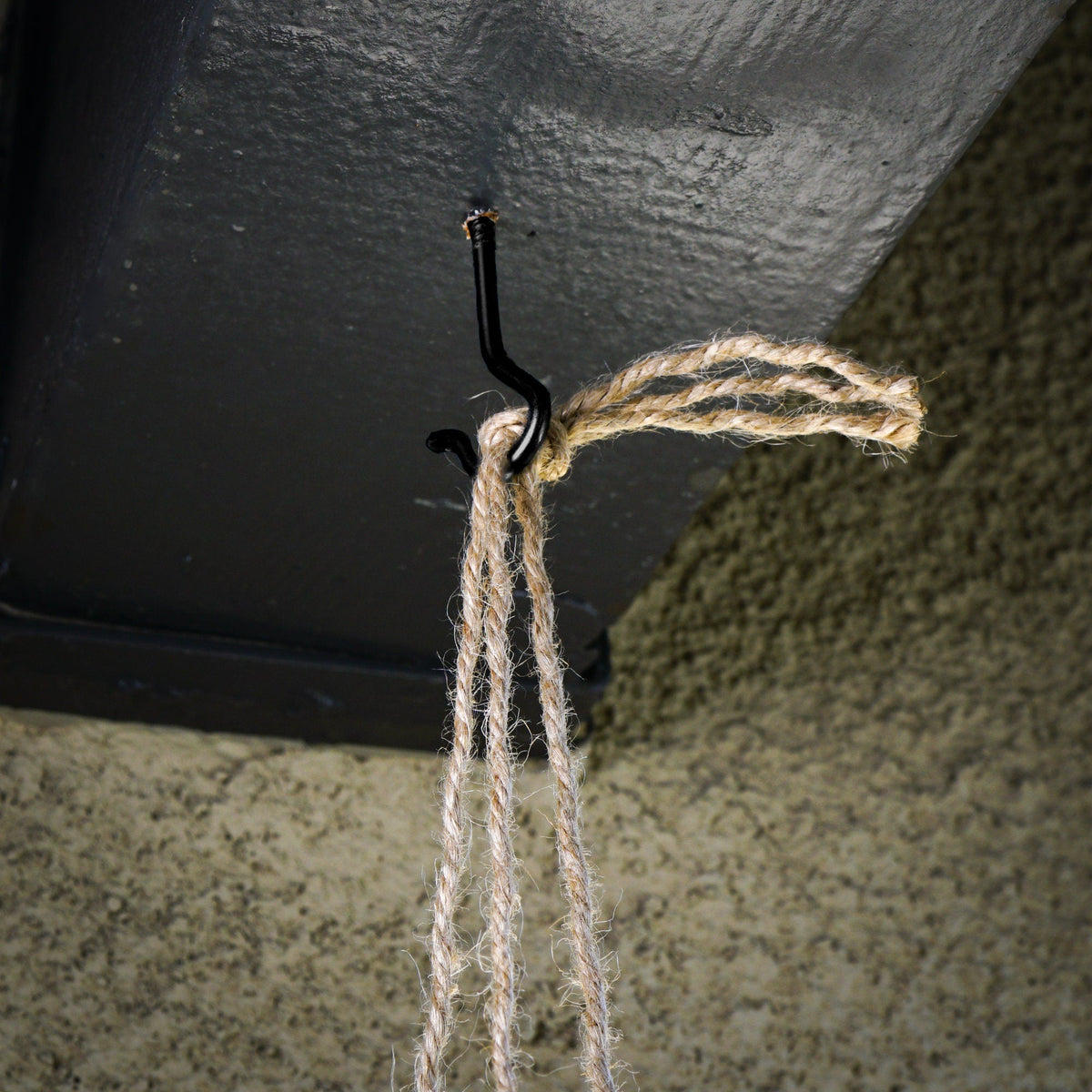 Indoor Hanging Planter for Indoor, 4 or 5 inch Hanging Plant Pot Unique Gift, 3D Printed Planter, Outdoor, view 3